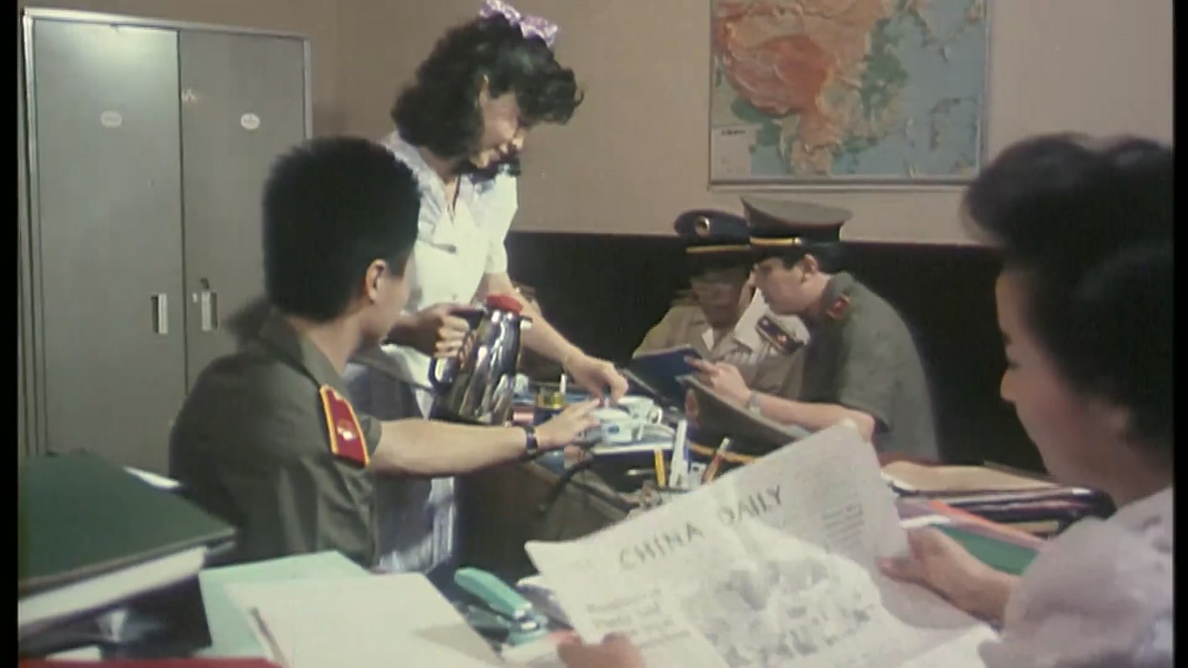 安丽小姐.mp4_20250203_185910.479.jpg