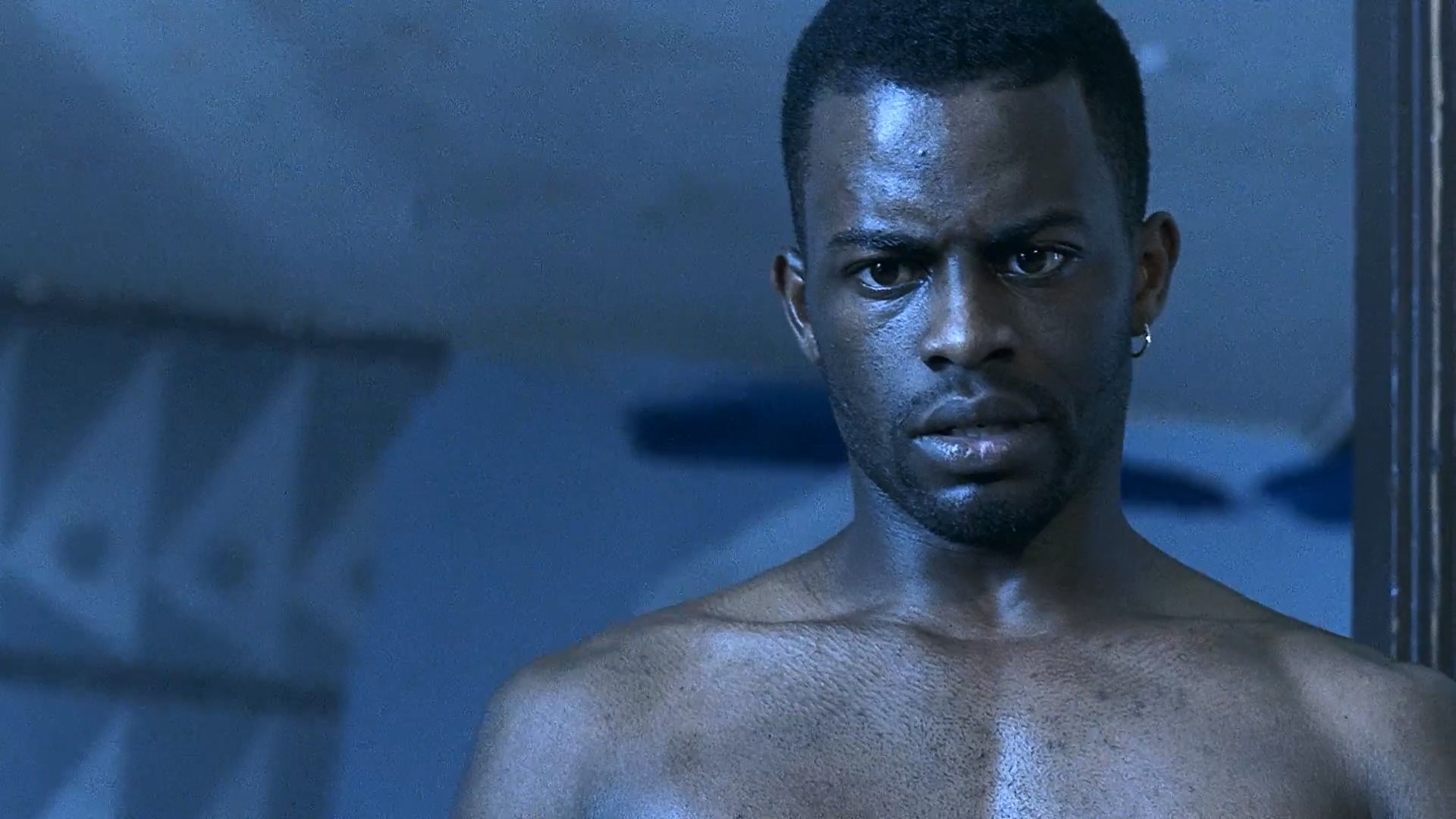 毒品网络.2000.BD1080P.AAC.H264.CHS.BT世界网.[www.btsj6.com].mp4_20250322_203941.909.jpg