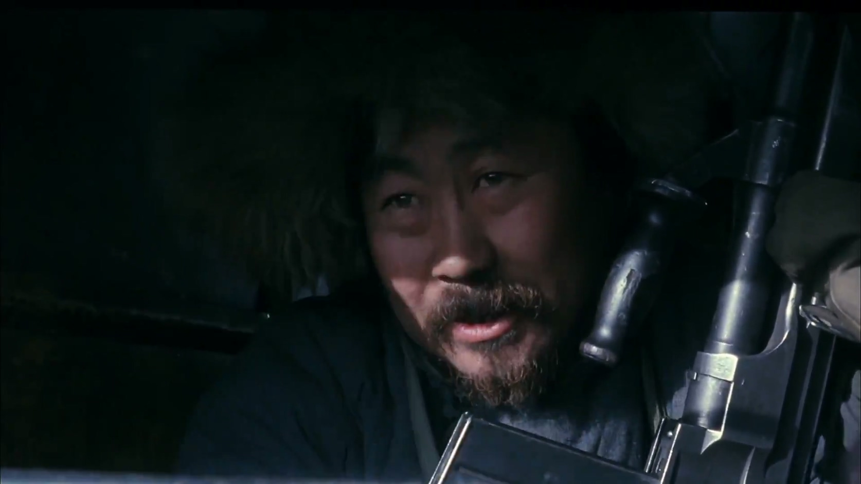 军列杀出重围.MP4_20250329_113058.313.jpg