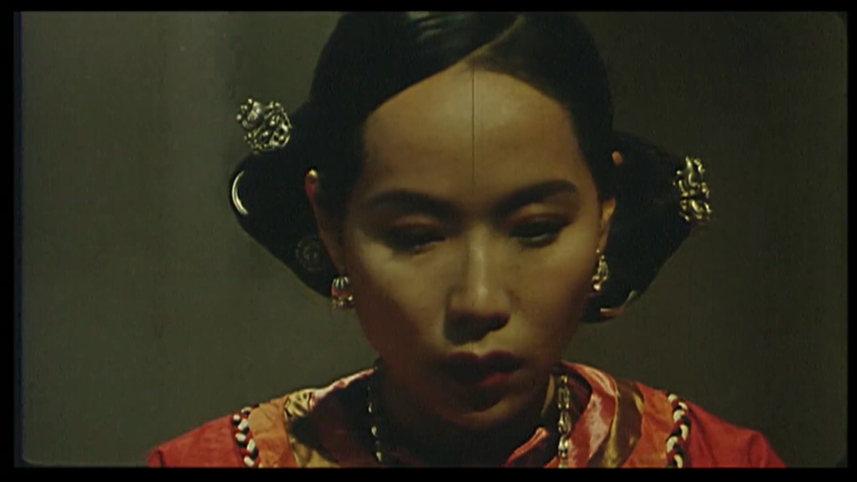 怒海侠盗.MP4_20250418_105224.301.jpg
