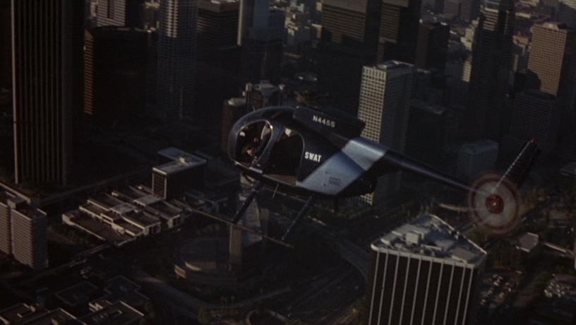 血溅八步.Hard.Justice.1995.DVDRip.国英双语.mkv_20250419_173723.590.jpg