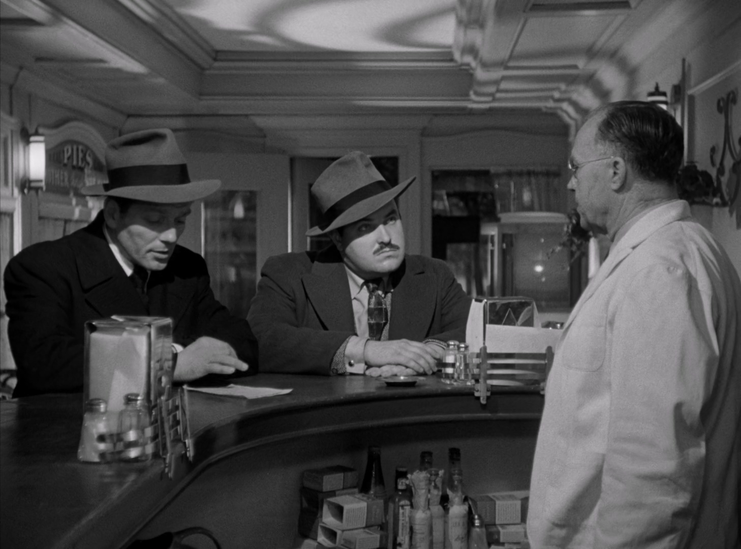 The.Killers.1946.CC.1080p.BluRay.x265.10bit.FLAC.1.0-SONYHD.mkv_20250515_225011.026.jpg