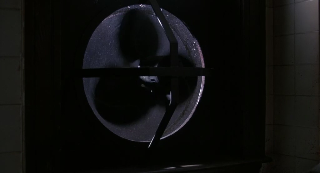 Angel.Heart.1987.天使追魂.双语字幕.HR-HDTV.AC3.1024X554.x264-人人影视制作.mkv_20.jpg