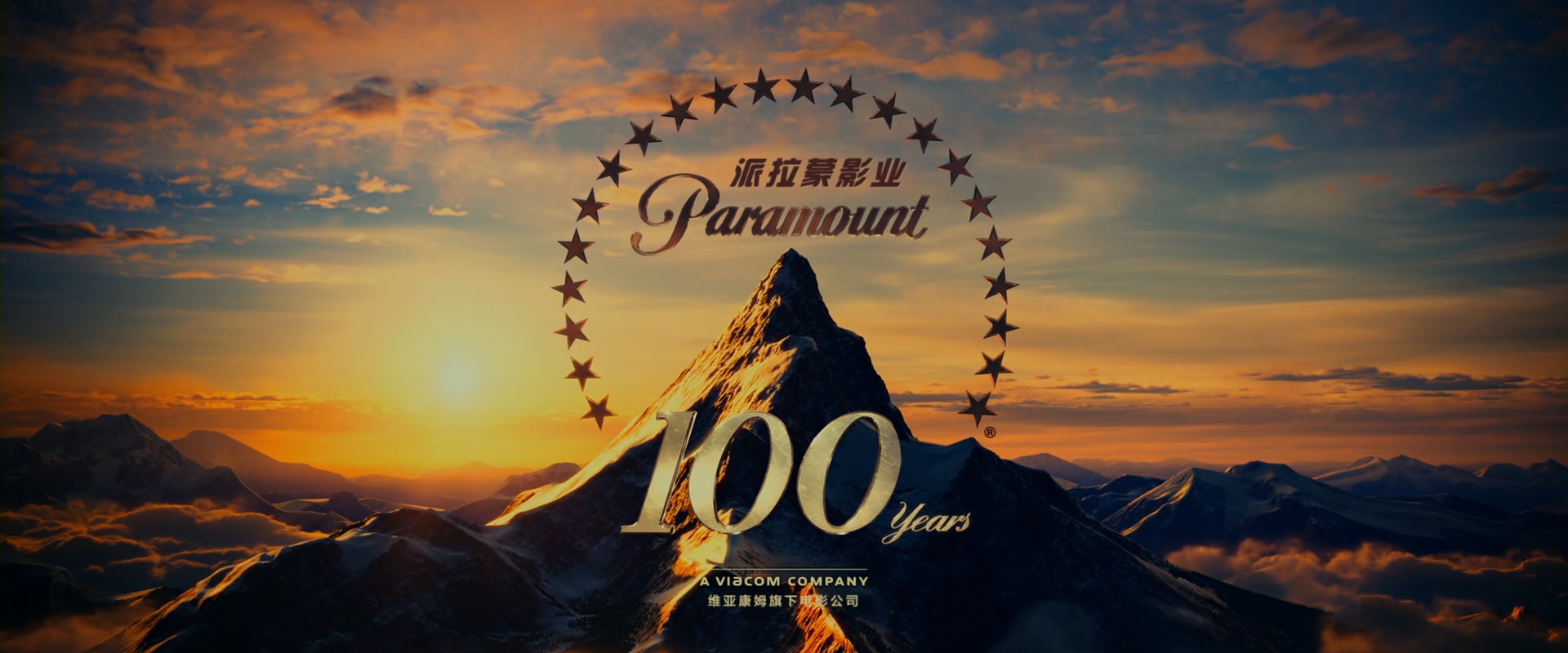 迫降航班.Flight.2012.1080p.x265.10bit.2audio.apekat特效字幕.mkv_20250528_095747.975.jpg