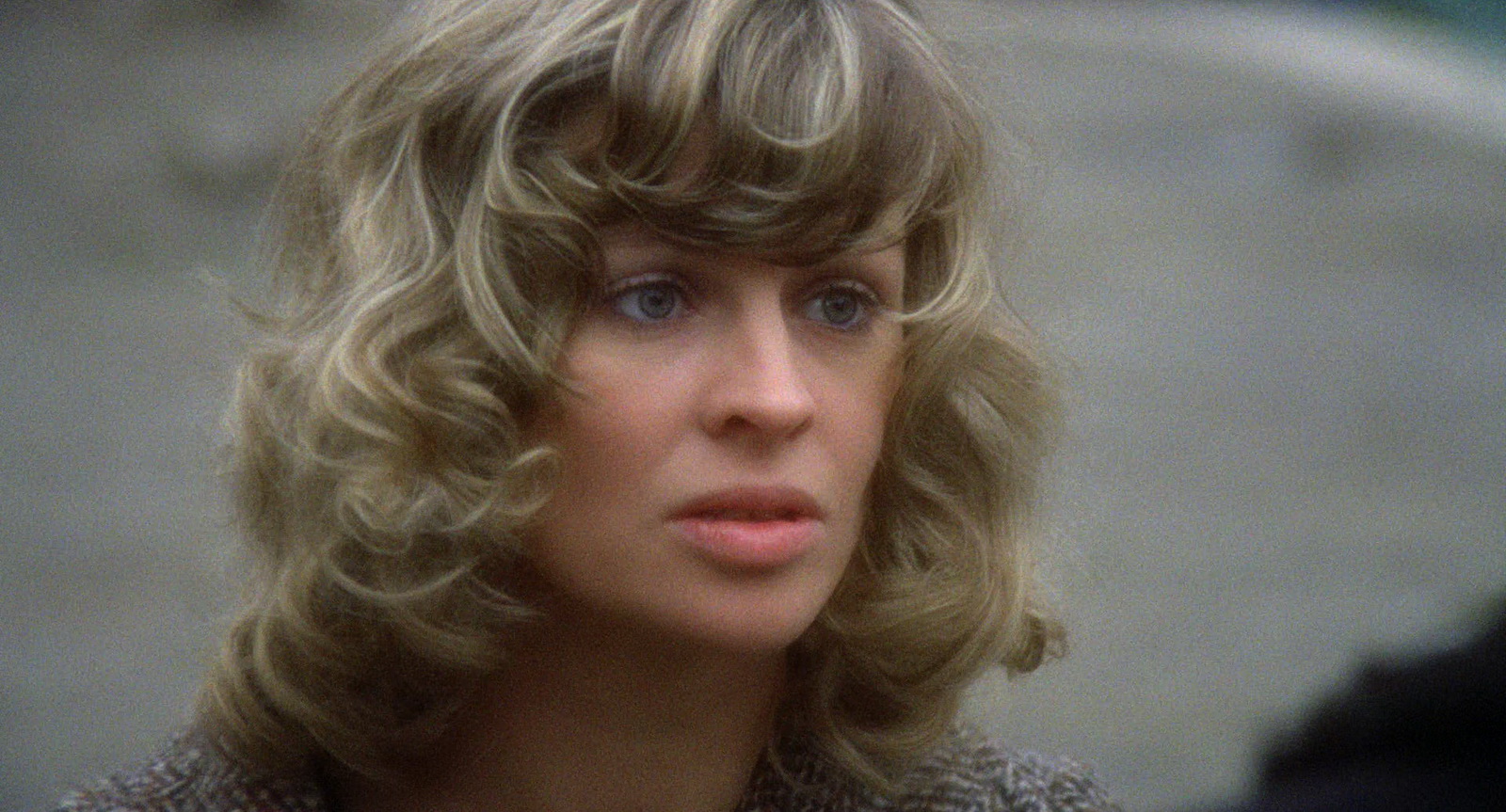 Dont.Look.Now.1973.CC.1080p.BluRay.x265.10bit.FLAC.1.0-SONYHD.mkv_20250529_221545.462.jpg