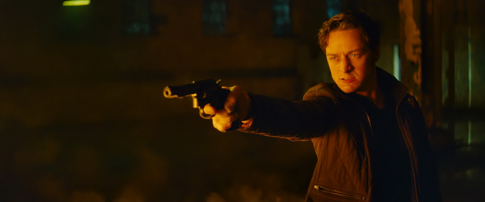 Trance.2013.1080p.BluRay.x265.10bit.DTS-SONYHD.mkv_20250607_091215.417.jpg