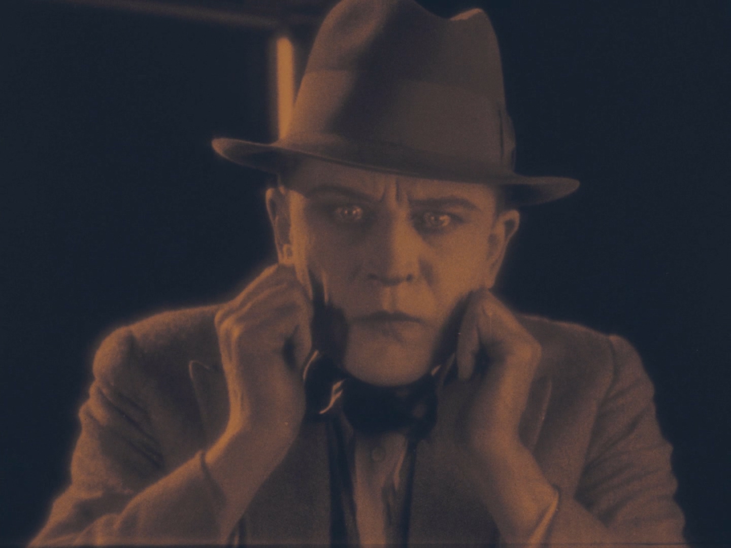 The.Lodger.A.Story.of.the.London.Fog.1927.CC.1080p.BluRay.x264.FLAC.2.0-SONYHD.m.jpg