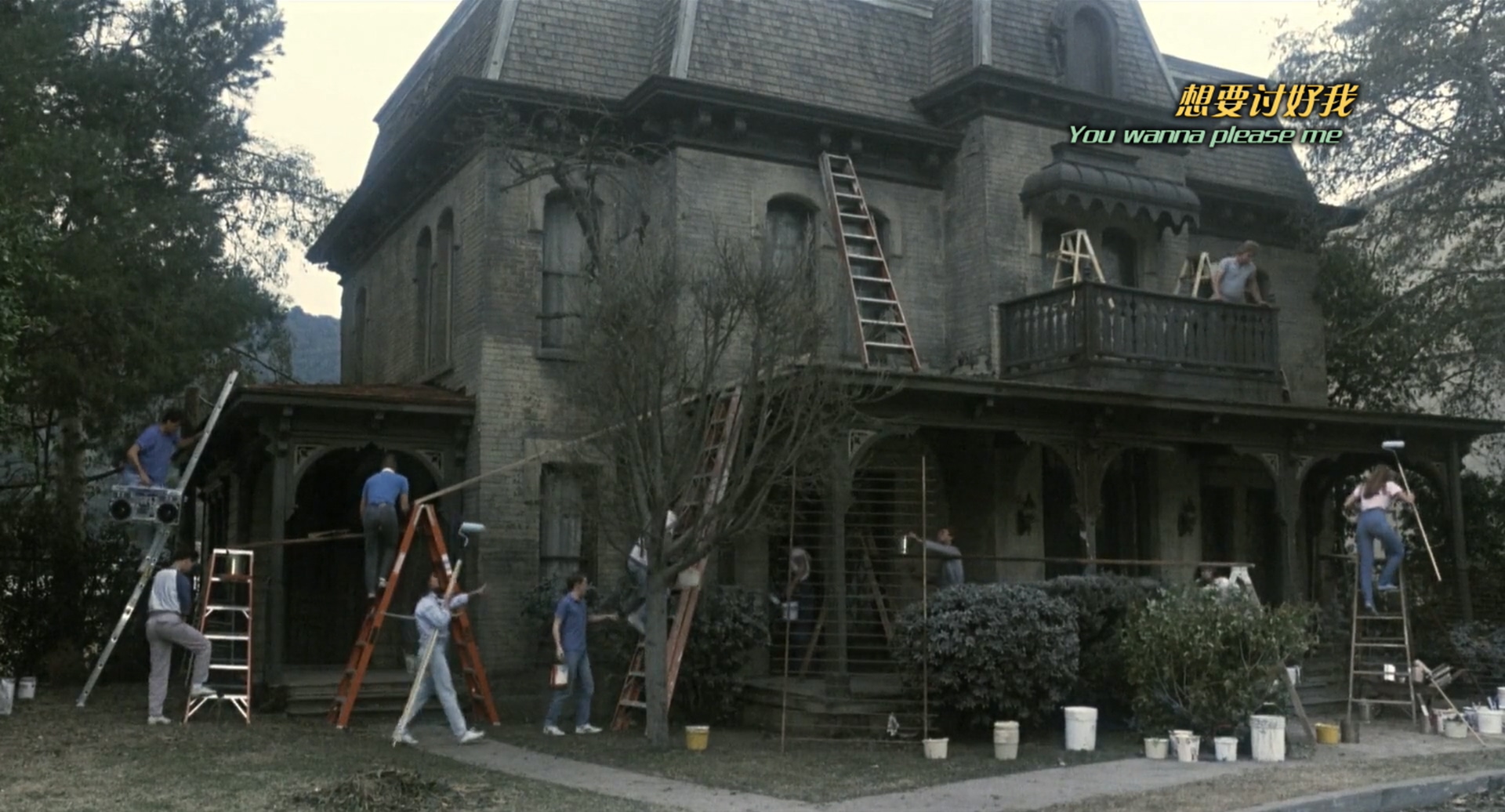 Elvira.Mistress.of.the.Dark.1988.1080p.BluRay.H264.AAC-RARBG.mkv_20250701_105656.986.jpg