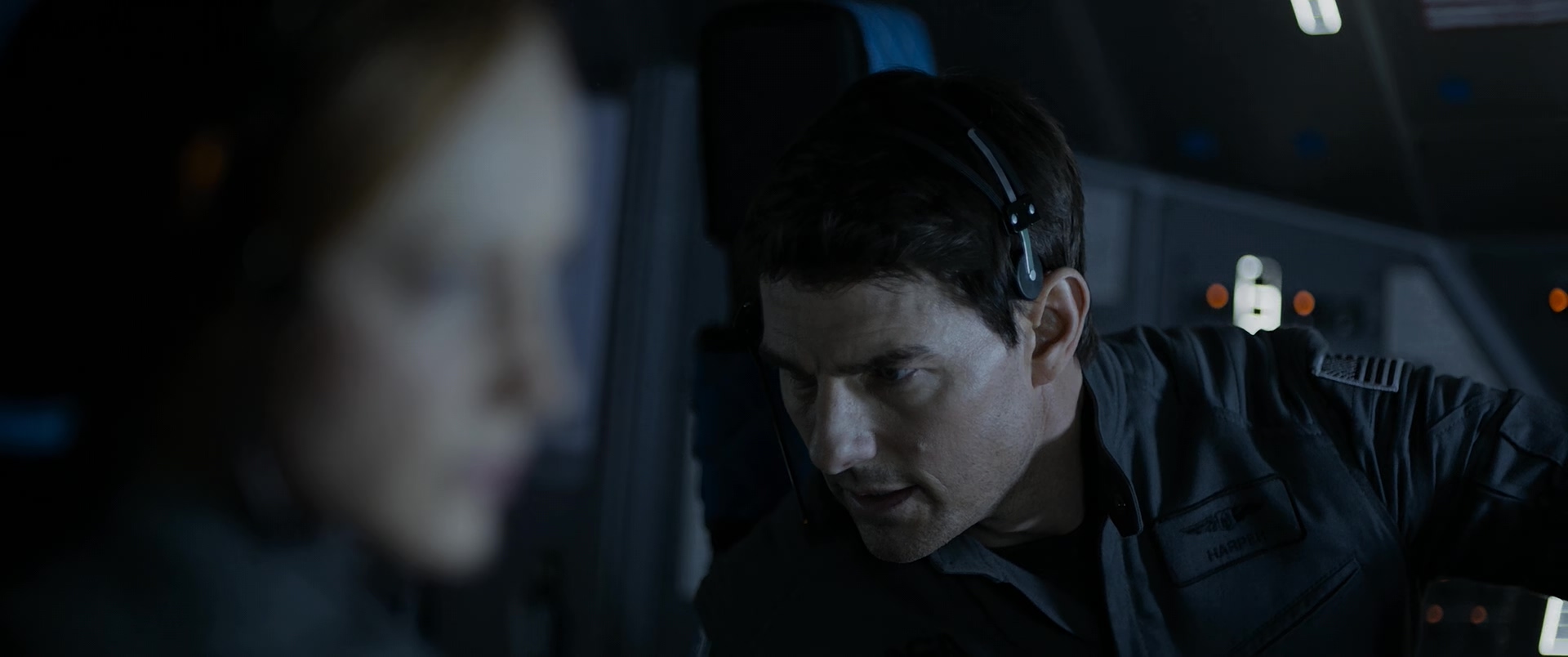 遗落战境.Oblivion.2013.2Audio.CN.mkv_20250702_005743.866.jpg