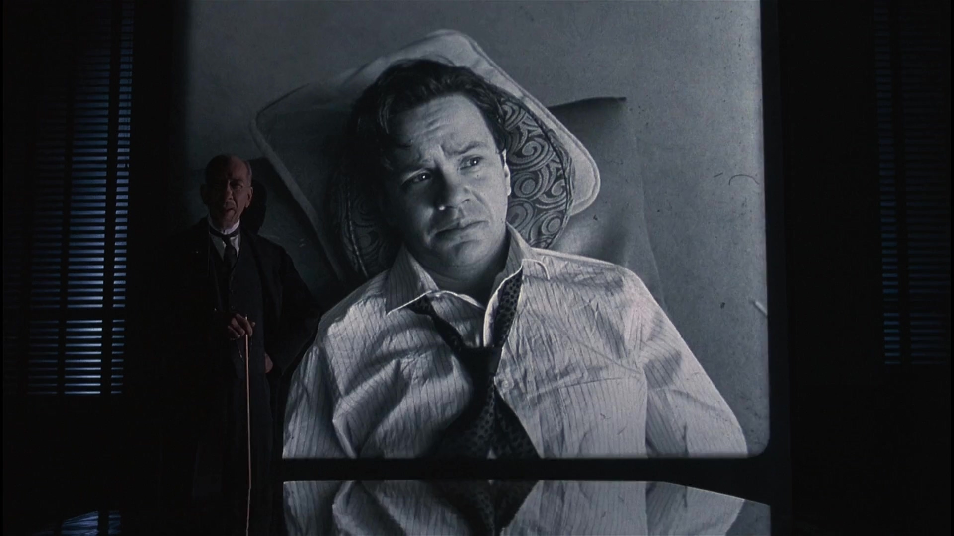 影子大亨.The.Hudsucker.Proxy.1994.CN.mkv_20250708_123205.928.jpg