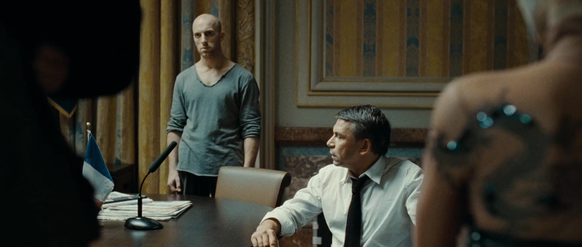 暴力街区13：终极.District.13.Ultimatum.2009.2Audio.CN.mkv_20250717_154834.143.jpg