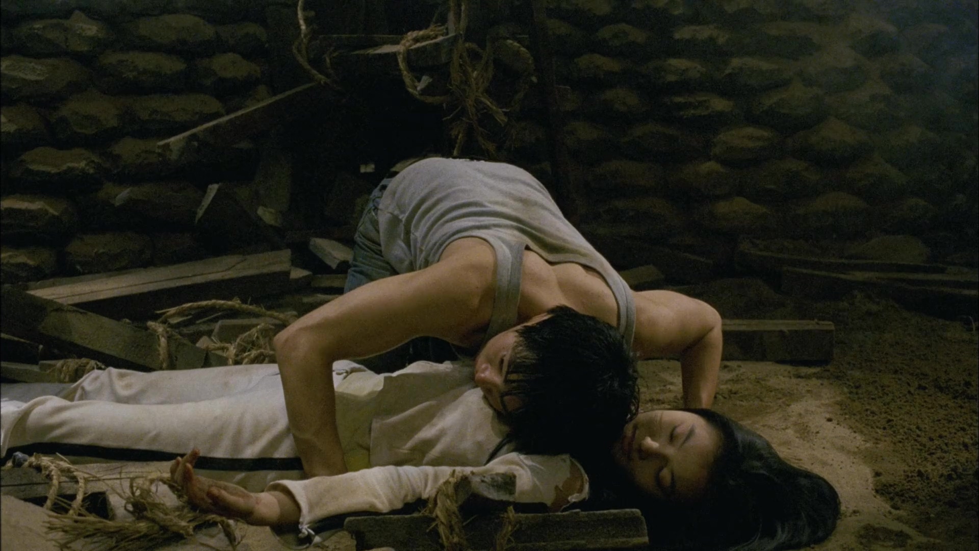 阿罗汉.Arahan.2004.2Audio.CN.mkv_20250731_160835.618.jpg