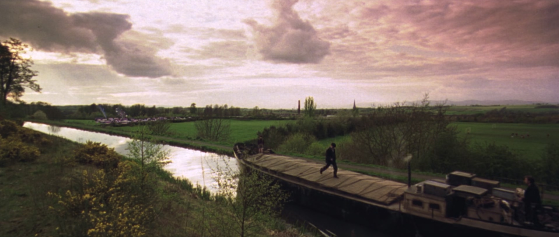 Young.Adam.2003.1080p.BluRay.x265-RARBG.mkv_20250805_091847.900.jpg