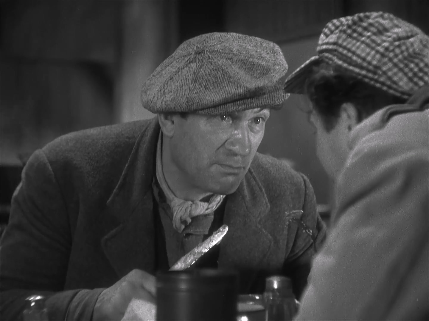 The.Informer.1935.1080p.BluRay.x264.AAC-[YTS.MX].mkv_20250805_110700.770.jpg