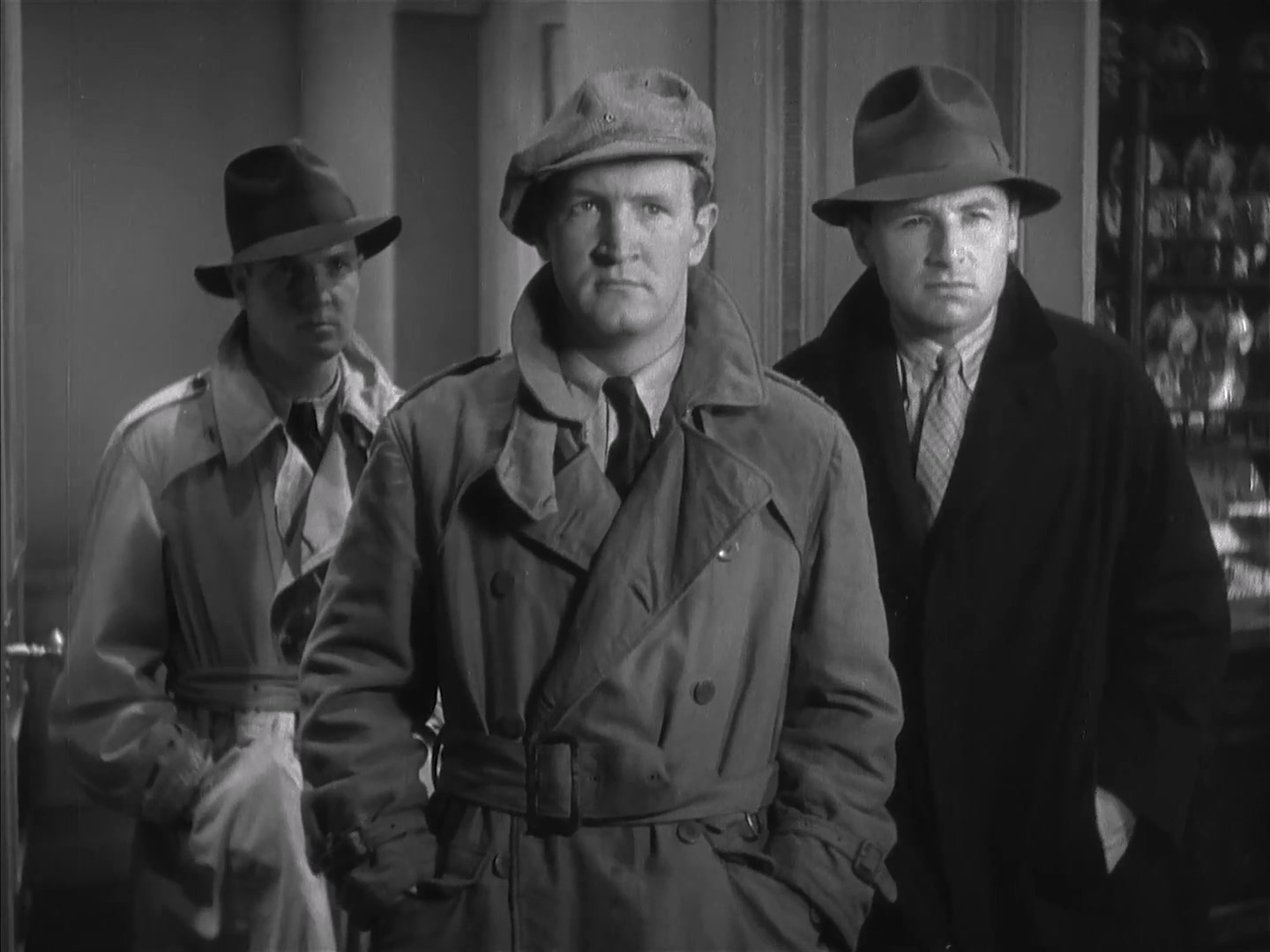 The.Informer.1935.1080p.BluRay.x264.AAC-[YTS.MX].mkv_20250805_111138.771.jpg