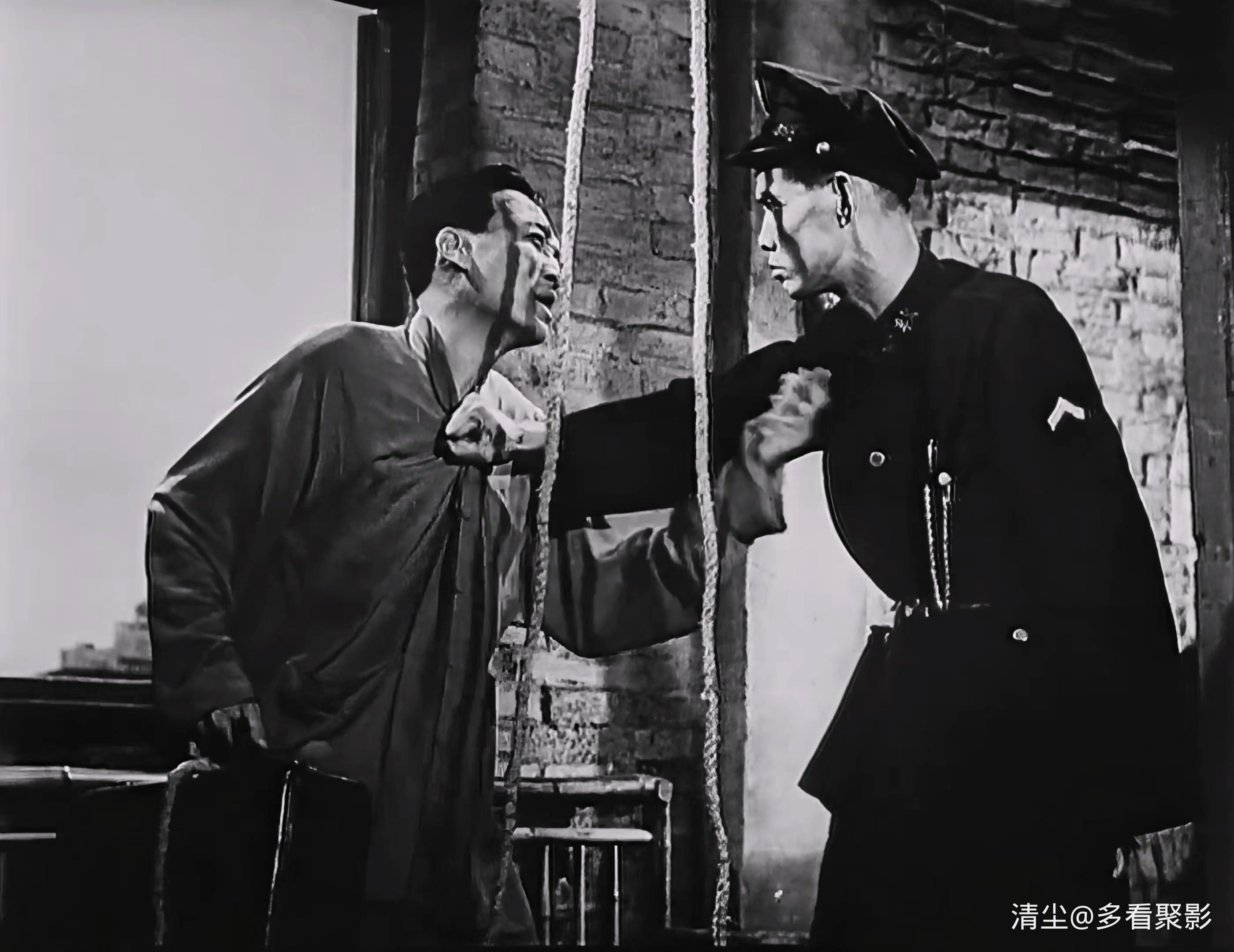 1963 七十二家房客.mp4_20251015_163710.665.jpg