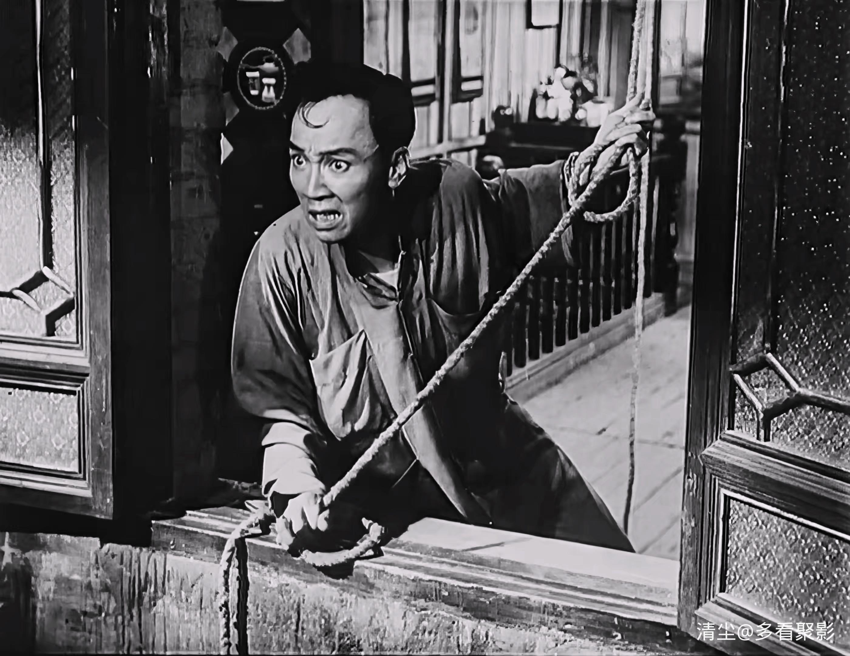 1963 七十二家房客.mp4_20251015_163713.655.jpg