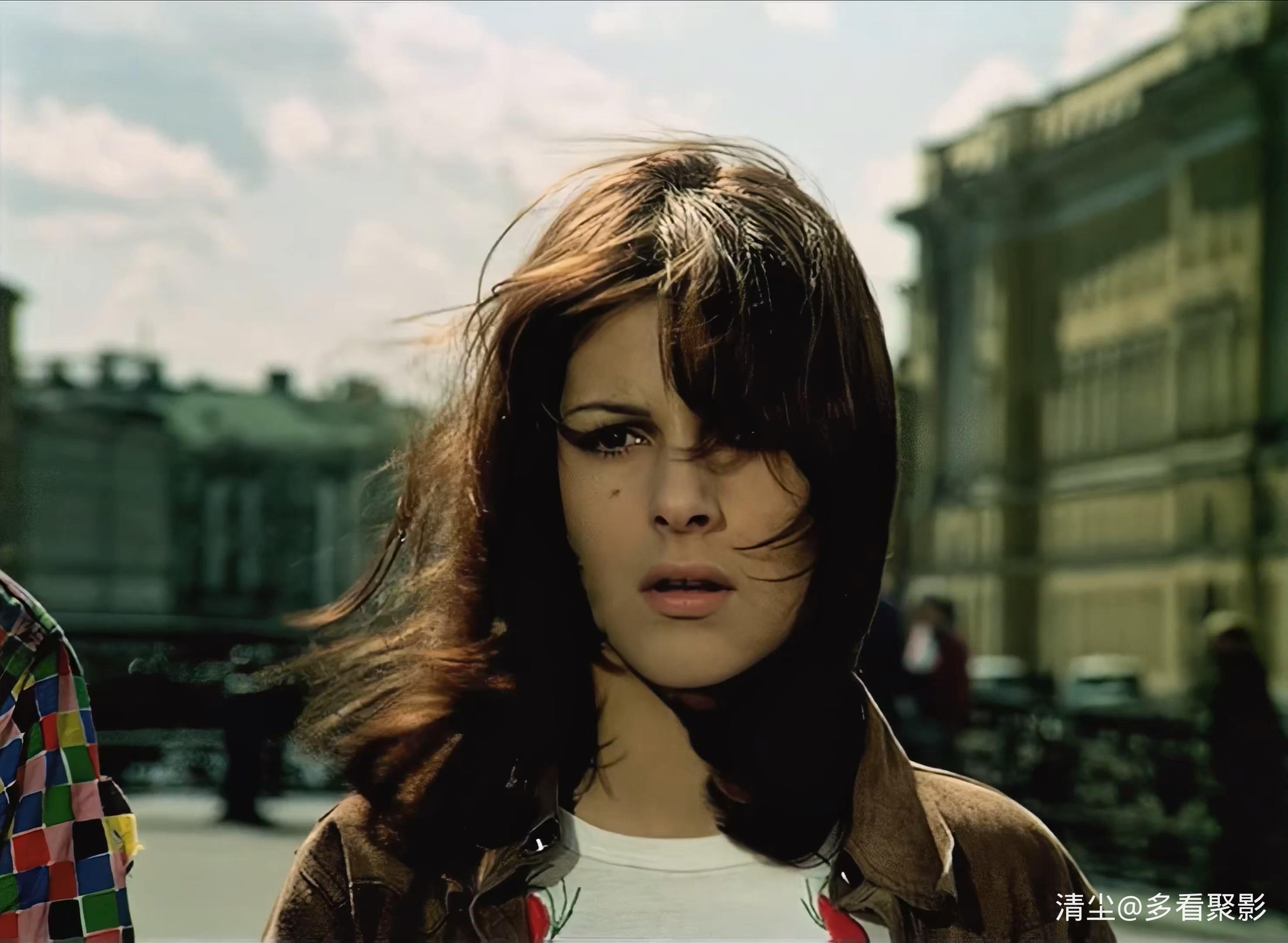 1974 意大利人在俄罗斯的奇遇 4K.mkv_20251101_132413.559.jpg