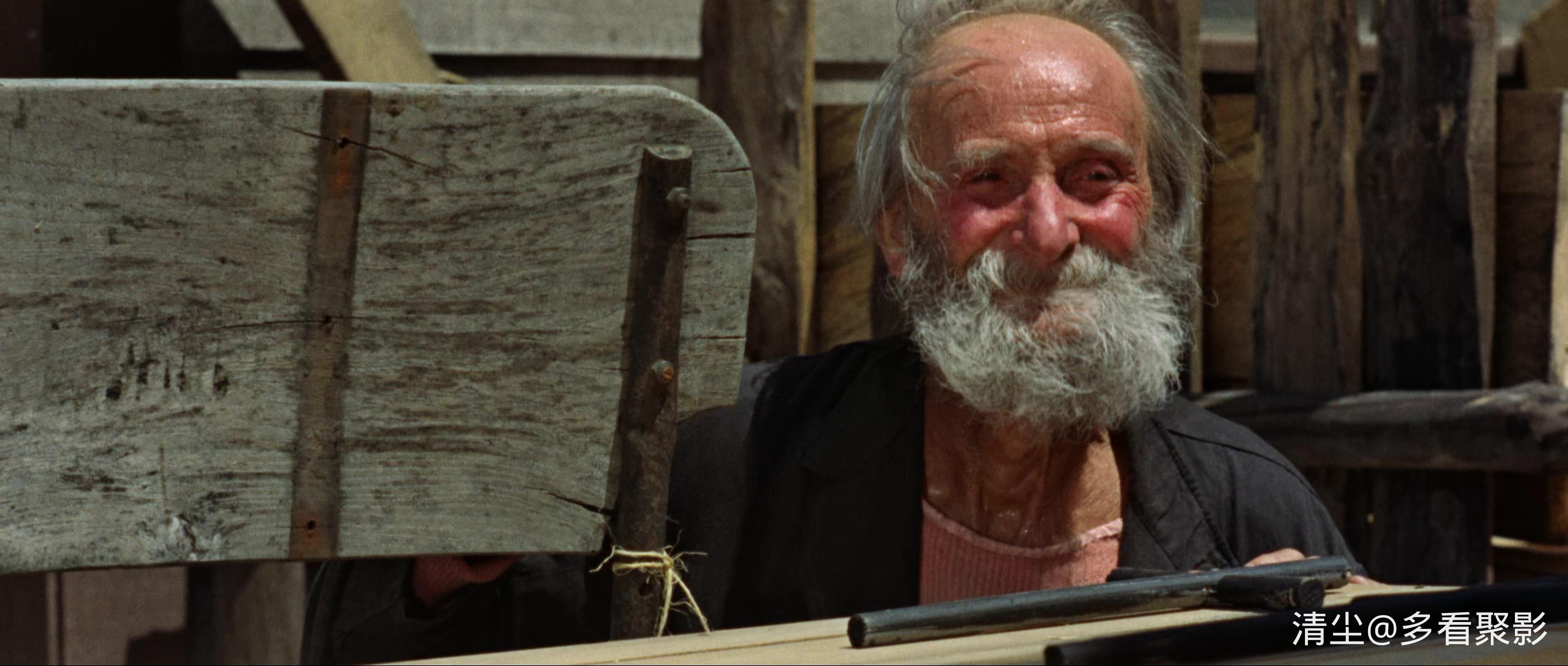 1964 荒野大镖客 A Fistful.of.Dollars.mkv_20251218_001713.729.jpg