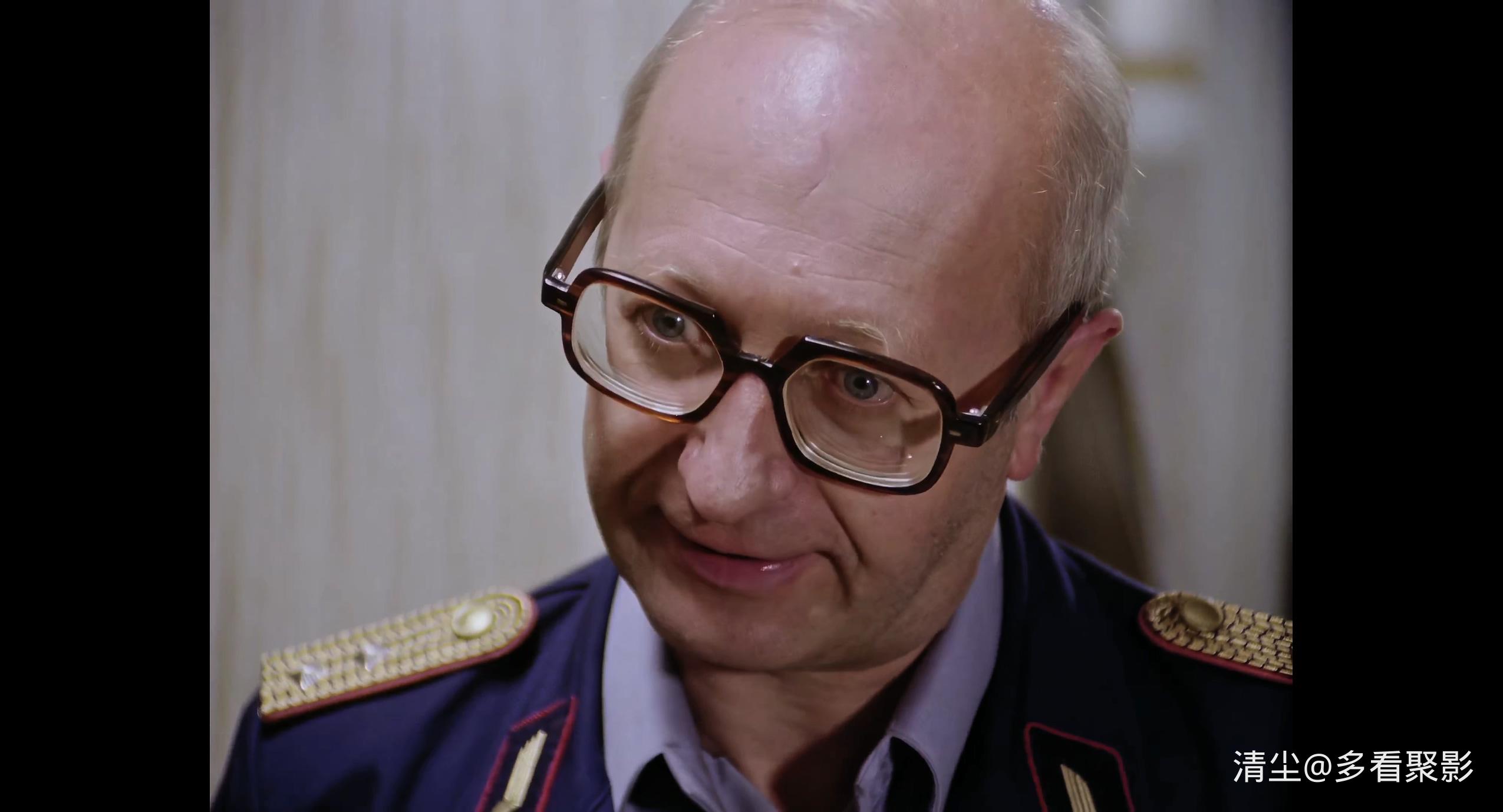 02 愤怒的沙发 Das.zornige.Sofa.mkv_20260106_165128.868.jpg