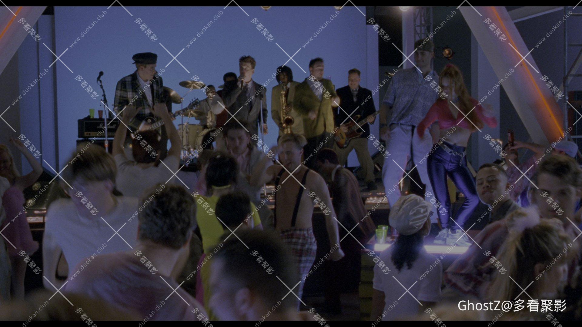 独领风骚 (1995) [tmdb=9603].mkv_005406.034.png