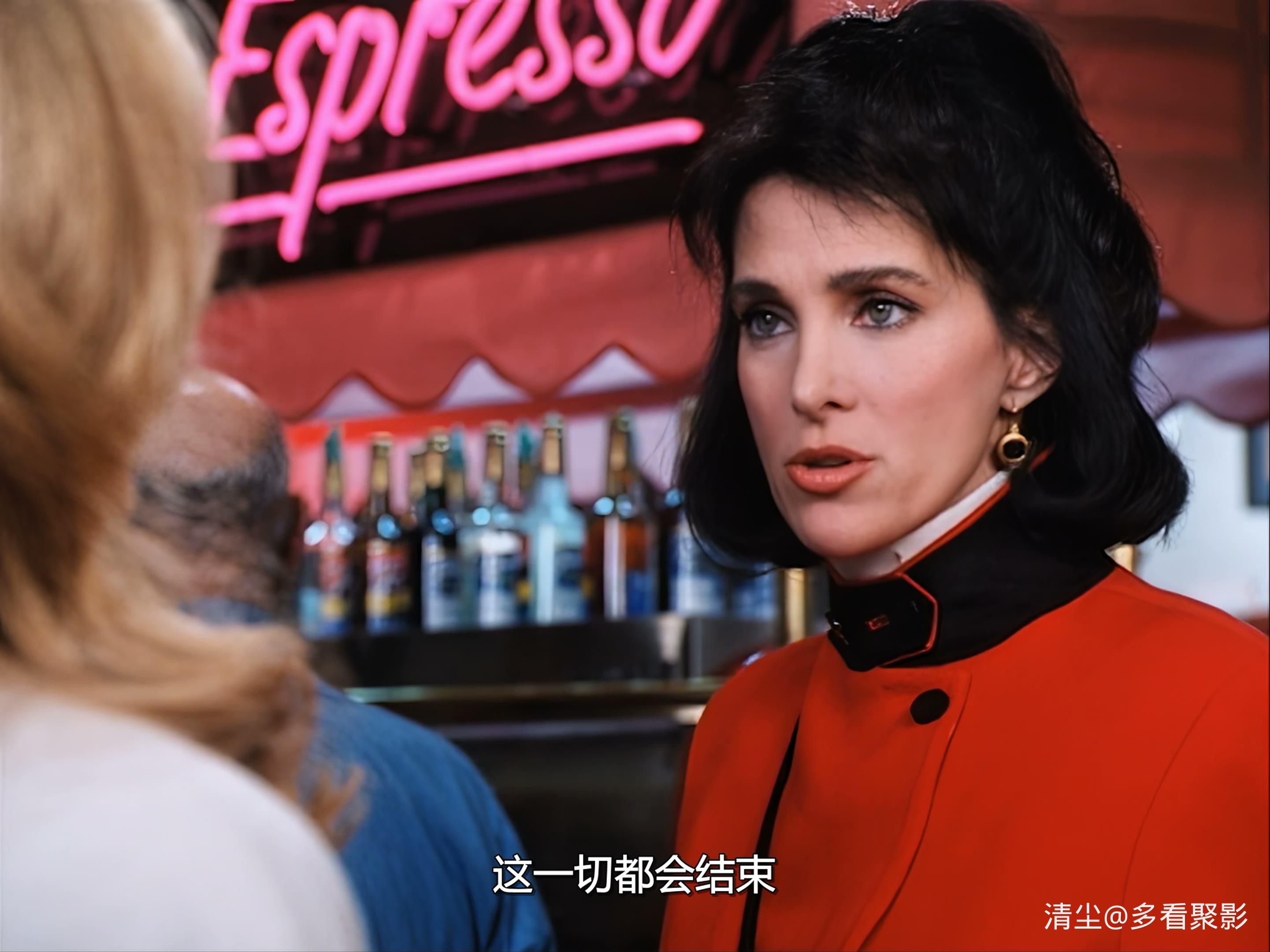 1994 情欲隔墙花 She Led Two Lives.mkv_20260213_163405.984.jpg