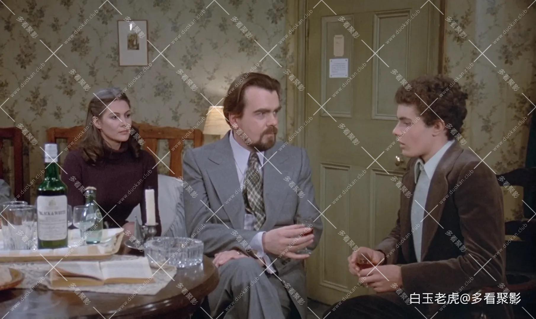 The.Phantom.of.Liberty.1974.CC.1080p.BluRay.x265.10bit.FLAC.1.0-QuickIO.mkv_1776.webp