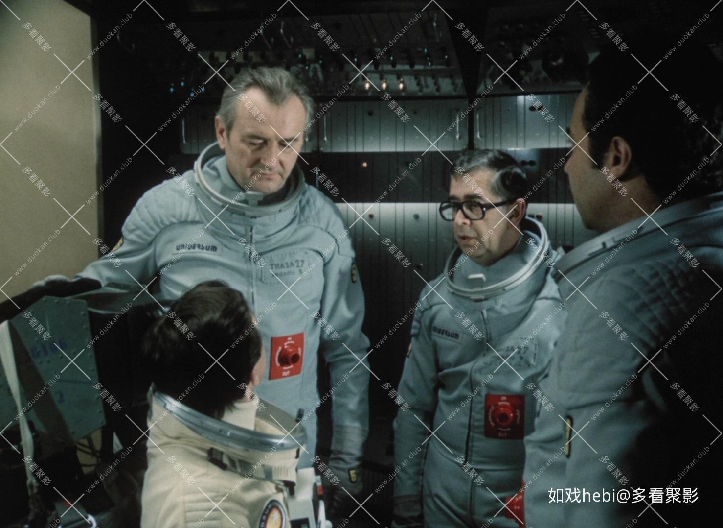 明天我会醒来用茶水烫伤自己 Zitra vstanu a oparim se cajem (1977).mkv_20260627_22.jpg