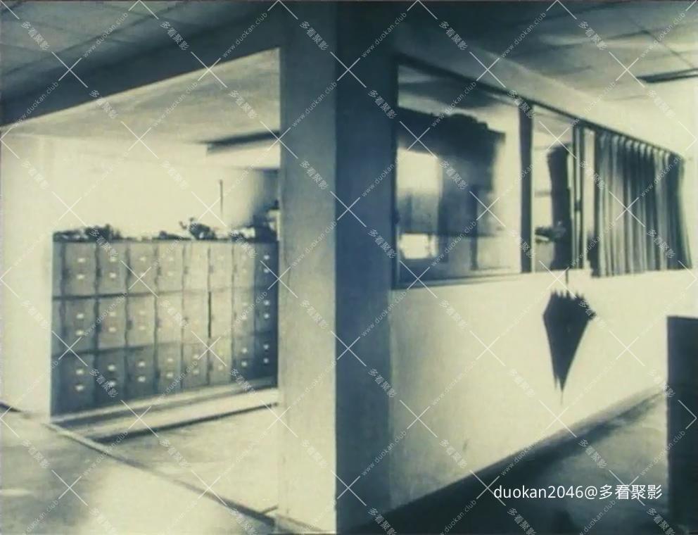 Drill.1983.DVD.AC3.2.0.x264-SaL.mkv_20260712_141557.617.jpg