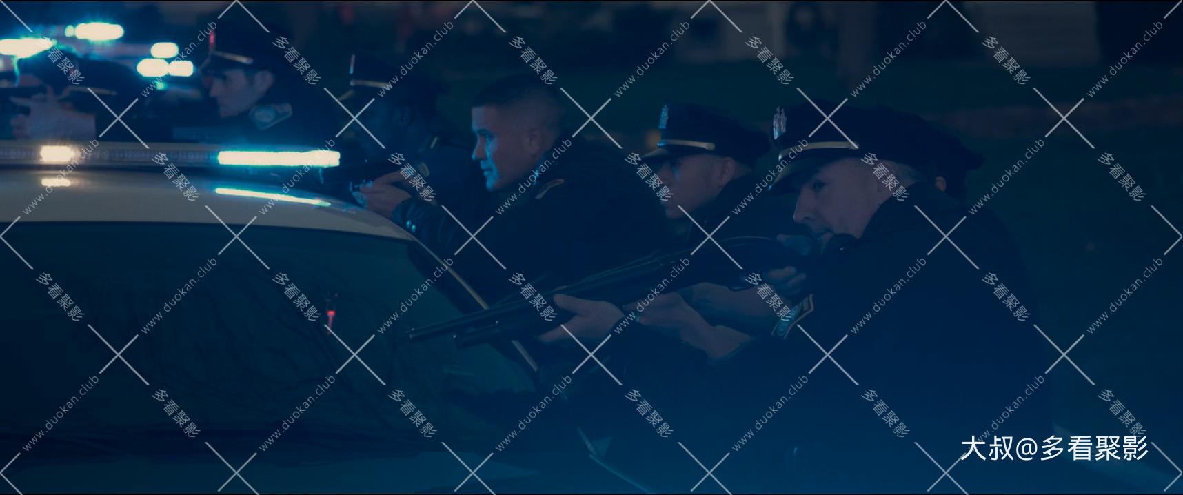 恐袭波士顿.Patriots.Day.2016.2160p.BluRay.HDR.AAC7.1.x265.2Audio.V1-Ringo.mkv_20.jpg