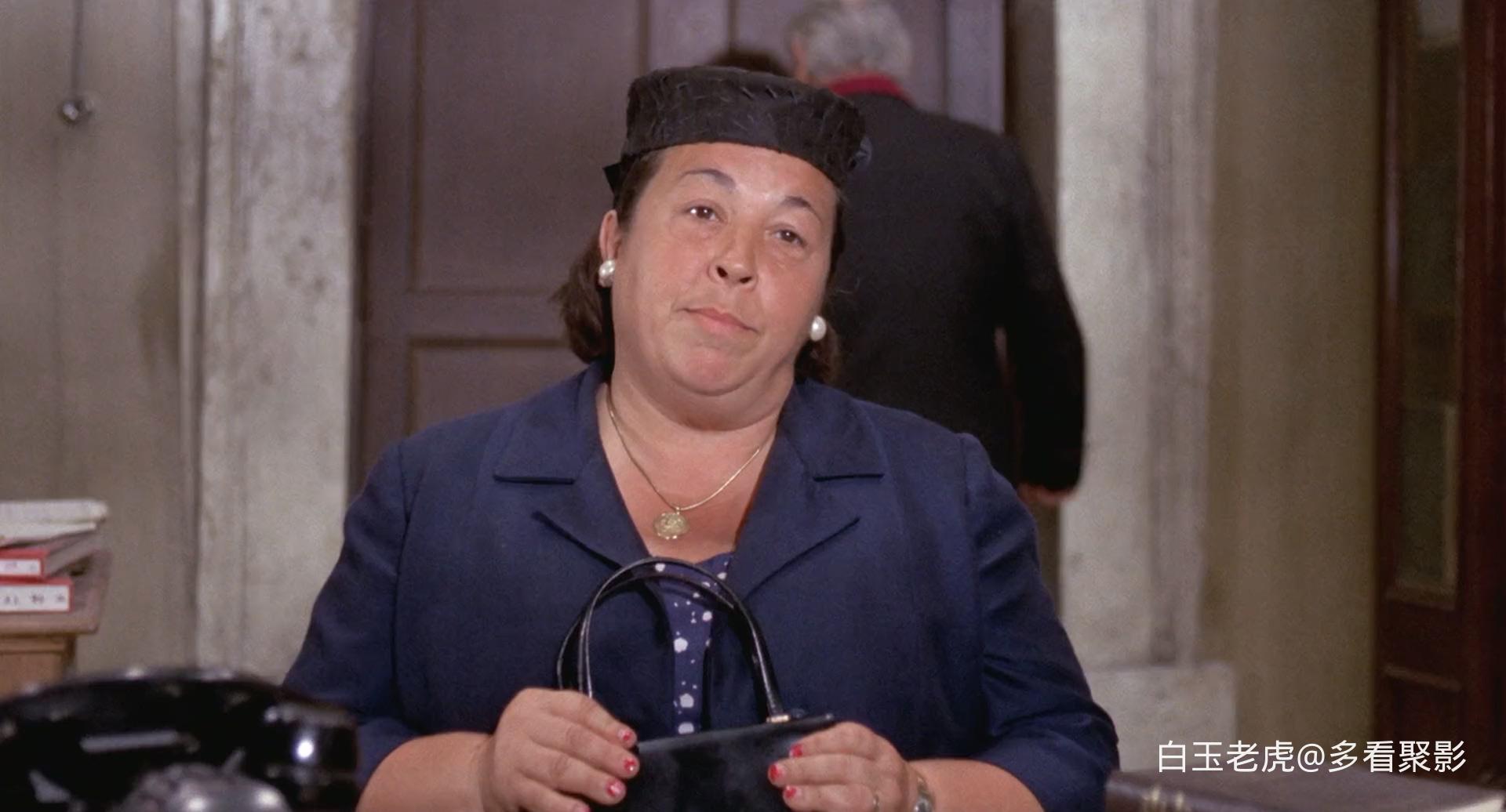 In.The.Name.Of.The.Italian.People.1971.1080p.BluRay.x264.AAC-[YTS.BZ].mkv_202608.jpg