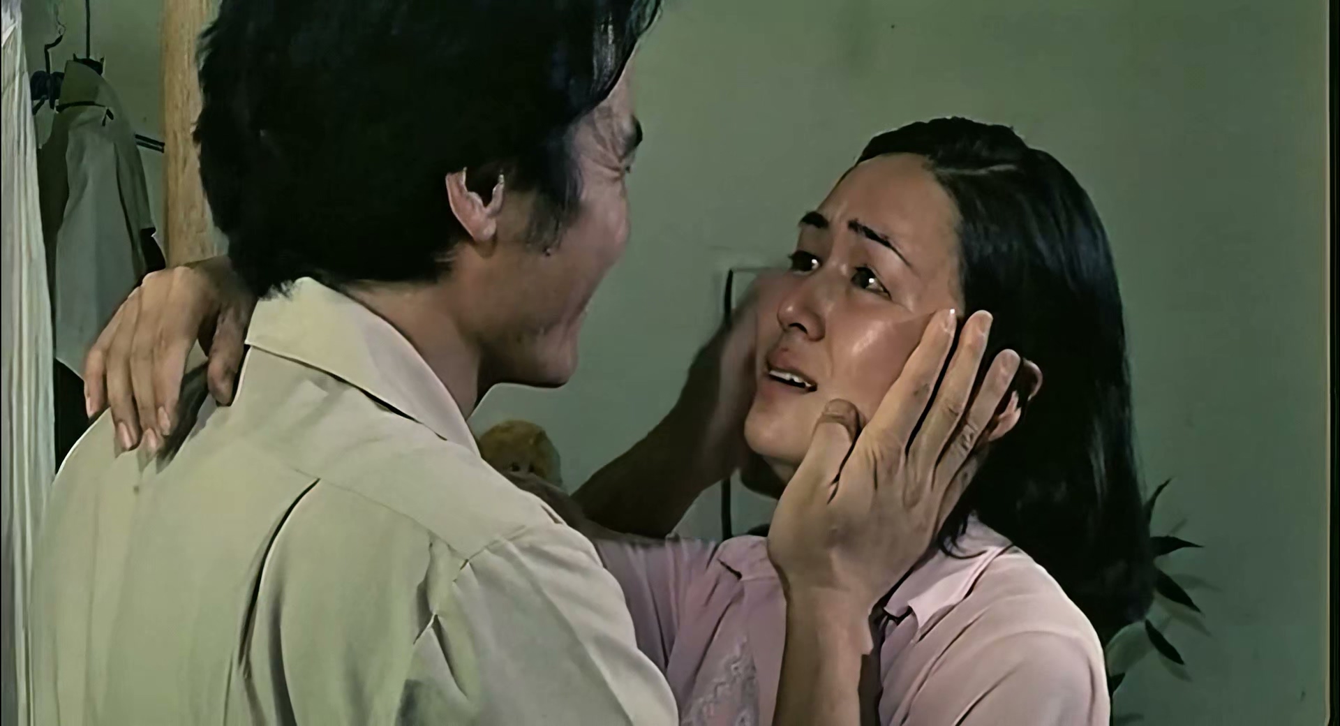 1986 枪口下的红桃皇后.mp4_20260828_155732.461.jpg